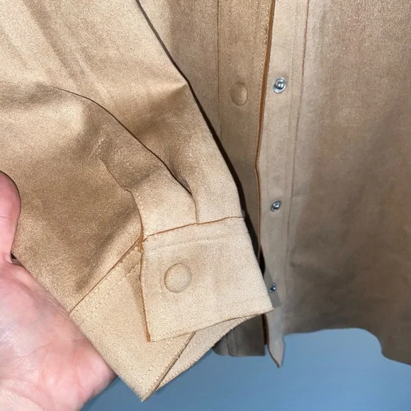 Beige Shacket / Chore Coat - Picture 4 of 9